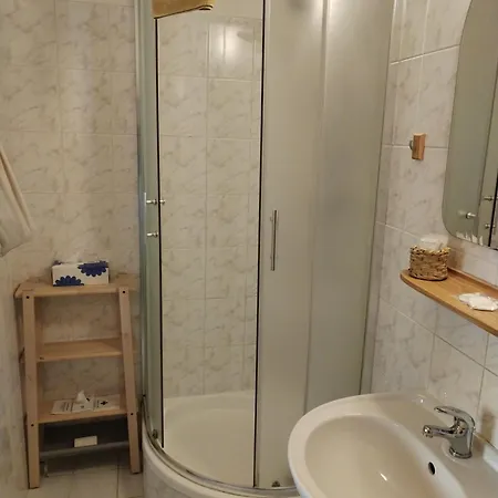 U Zvonu Hotel 3*